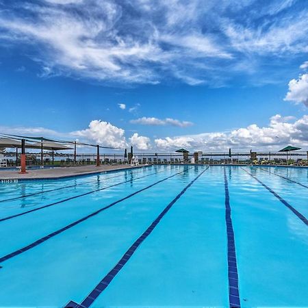 Idyllic Montgomery Condo With Pool And Lake View! Εξωτερικό φωτογραφία